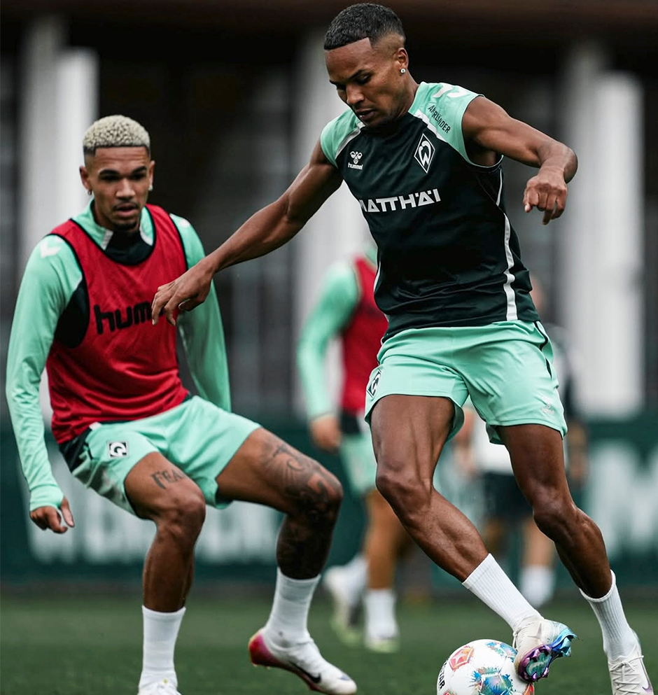 Mobile Image 2 for 1x2 Media Block